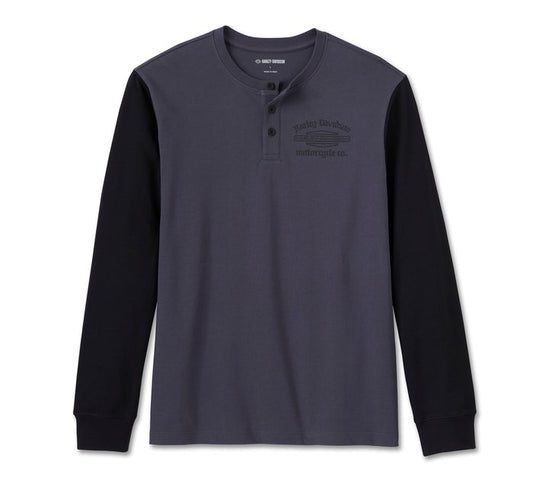 Old English Stacked Bar & Shield Henley para hombre - 96021-25VM